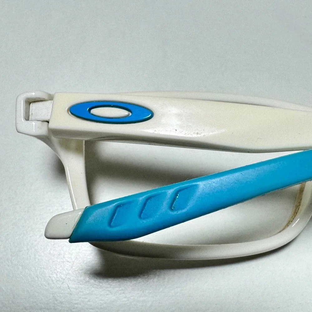 Oakley crosslink xs